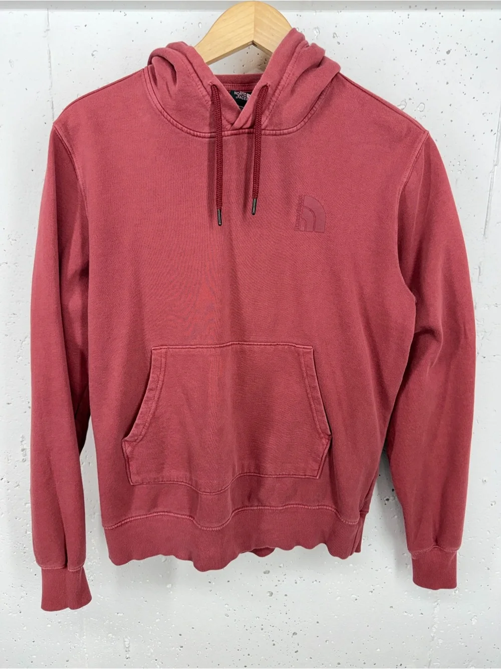The North Face Men’s Small Burgundy Hoodie Sweatshirt